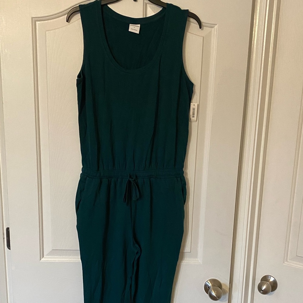 Amazon Essentials Women's Size Medium Studio Terry Fleece Jumpsuit Dark Green